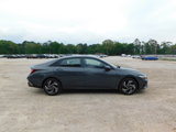 New 2025 Hyundai Elantra Sport image 4