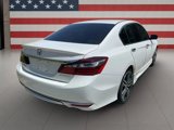Used 2017 Honda Accord Sport image 2