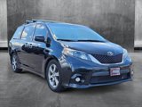 Used 2014 Toyota Sienna SE image 3