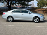 Used 2011 Toyota Camry LE image 2