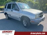 Used 2003 Chevrolet Tracker 4WD image 3