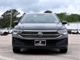 Used 2024 Volkswagen Jetta SE image 3
