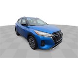 Used 2021 Nissan Kicks SR image 2