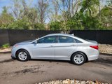 Used 2011 Hyundai Sonata GLS image 2