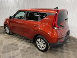 Used 2022 Kia Soul LX image 5