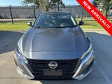Used 2024 Nissan Altima 2.5 SV image 2