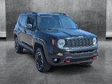 Used 2017 Jeep Renegade Trailhawk image 3