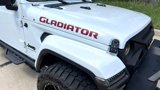 Used 2023 Jeep Gladiator Sport image 3