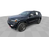 Used 2017 Jeep Grand Cherokee Trailhawk w/ Trailhawk Luxury Group image 4