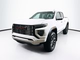 Used 2023 GMC Canyon Denali image 3