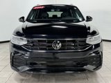 Used 2022 Volkswagen Tiguan SE R-Line image 2