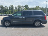 Used 2013 Chrysler Town & Country Touring-L w/ Driver Convenience Group image 6