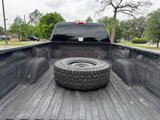 Used 2006 GMC Sierra 2500 SLT w/ Heavy-Duty Power Package image 5