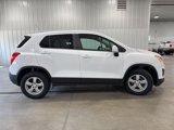 Used 2016 Chevrolet Trax LS image 2