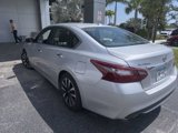 Used 2018 Nissan Altima 2.5 SV image 3