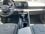 Used 2022 Hyundai Elantra SEL w/ Cargo Package image 5