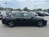 Used 2016 Honda Accord Touring image 4