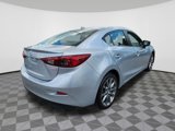 Used 2018 MAZDA MAZDA3 Touring image 4