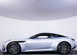Used 2024 Aston Martin DB12 Coupe image 4