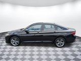 Used 2024 Volkswagen Jetta SE image 2