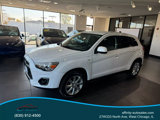 Used 2013 Mitsubishi Outlander Sport SE image 2