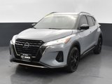 Used 2023 Nissan Kicks SR image 3
