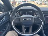 Used 2023 Jeep Grand Cherokee Altitude image 5