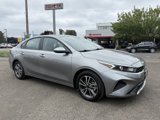 Used 2022 Kia Forte LXS w/ LXS Technology Package image 2