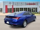 Used 2023 Hyundai Elantra SE image 3