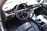 Certified 2024 Porsche Macan image 4