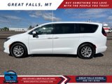 Used 2023 Chrysler Voyager LX image 4