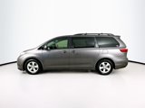 Used 2015 Toyota Sienna LE image 4