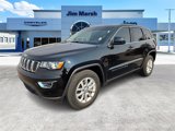 Used 2022 Jeep Grand Cherokee Laredo E image 3