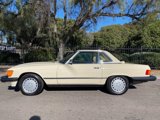 Used 1987 Mercedes-Benz 560 SL image 2