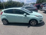 Used 2017 Ford Fiesta SE image 3