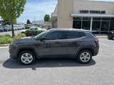 Used 2023 Jeep Compass Sport image 2