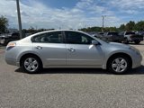 Used 2007 Nissan Altima 2.5 S w/ Emergency Aid Pkg image 2