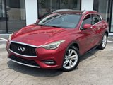 Used 2017 INFINITI QX30 Premium w/ Navigation Package image 2