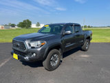 Used 2018 Toyota Tacoma TRD Off-Road w/ Exterior Package image 2