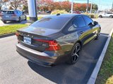 Used 2024 Volvo S60 B5 Plus image 5