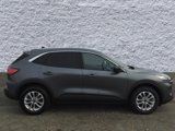 Certified 2022 Ford Escape SE image 2