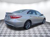 Used 2016 Toyota Camry SE image 3