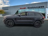 Used 2019 Jeep Grand Cherokee Laredo image 2