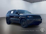 Used 2019 Jeep Grand Cherokee Laredo image 2