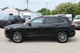 Used 2019 Jeep Cherokee Latitude Plus w/ Cold Weather Group image 4