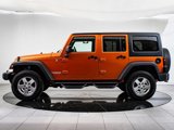 Used 2011 Jeep Wrangler Unlimited Rubicon w/ Connectivity Group image 5
