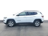 Used 2023 Jeep Compass Latitude image 4