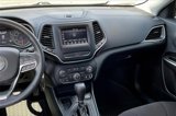 Used 2020 Jeep Cherokee Latitude image 6