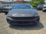 Used 2024 Hyundai Elantra SEL image 3