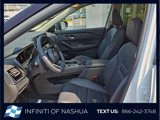 Used 2024 Nissan Rogue SL w/ SL Premium Package image 3